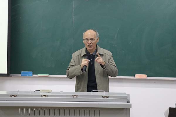 退休老教授项新耀讲解成功三步曲